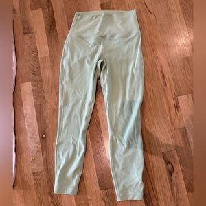 Lululemon align 25'' pale green NWOT